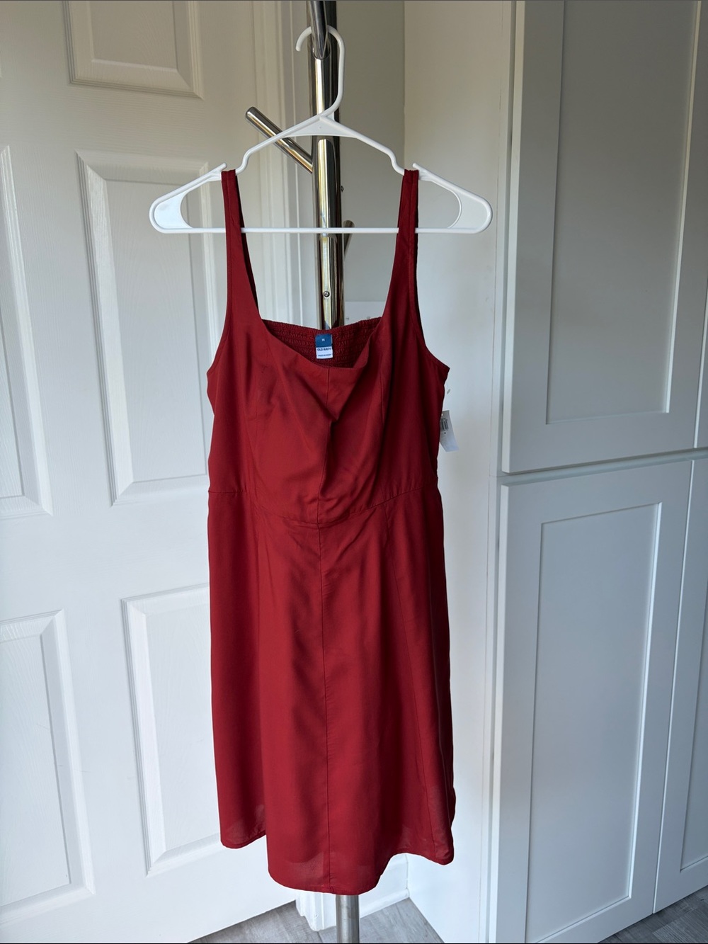 Old Navy Red Brick 🧱 Sleeveless A-Line Mini Dress, Size M.